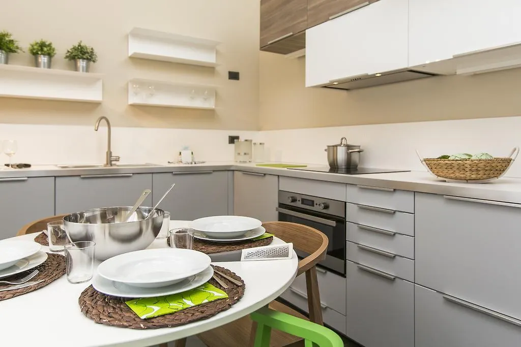 Milano Charme Suite 0*, Milan